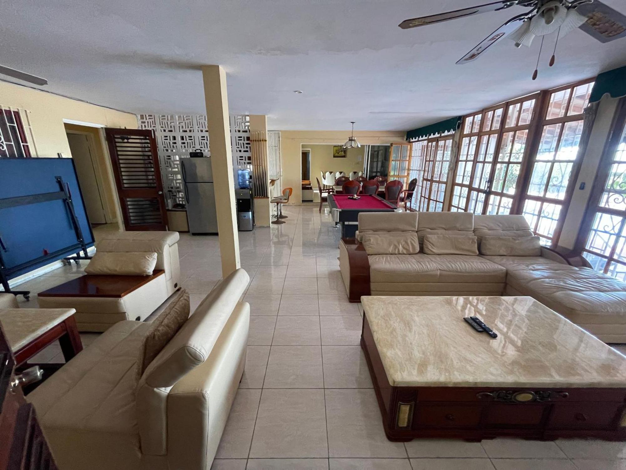 Peaceful Palms Montego Bay Hotel ภายนอก รูปภาพ