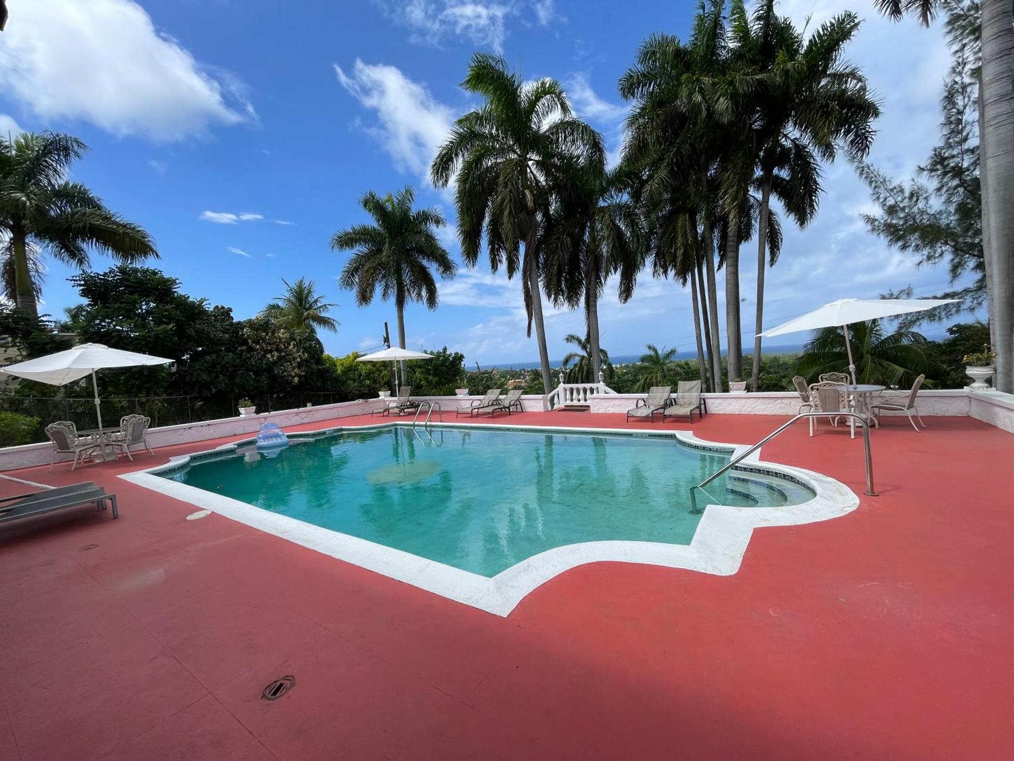 Peaceful Palms Montego Bay Hotel ภายนอก รูปภาพ